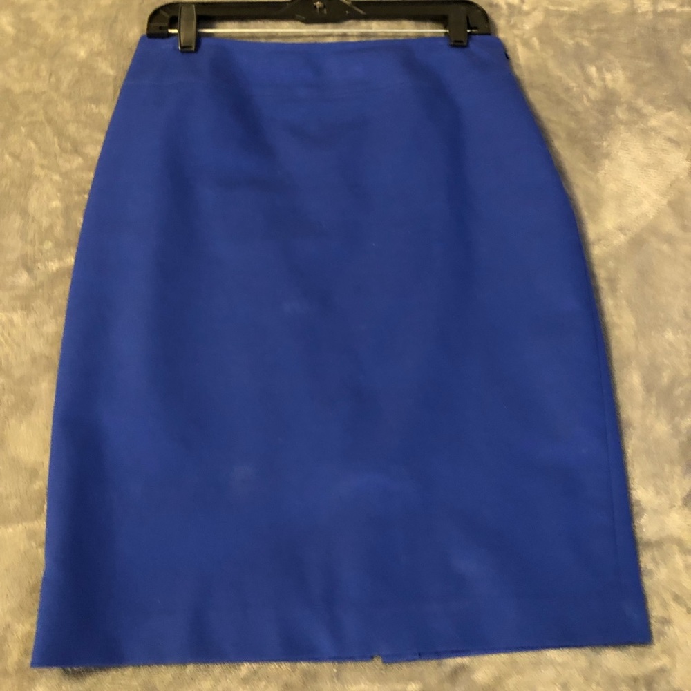 Tahari skirt, royal blue, size 8